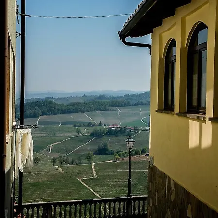 La Magia Delle Langhe Con Vista